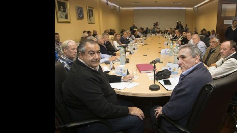 La CGT anunció que en “junio” el Gobierno convocará al Consejo del Salario Mínimo
