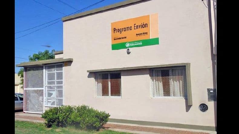 Envión: registran demoras en la acreditación de las becas provinciales