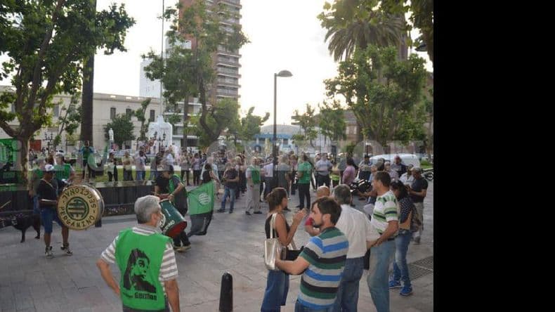 En minoría, firmaron el acta de paritaria municipal