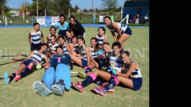 Comenzó el certamen de hockey femenino de la AHO