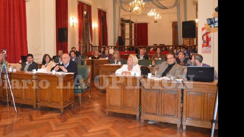 Enredada sesión del Concejo Deliberante con duros temas en debate