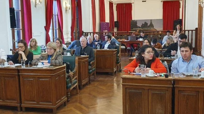 Concejo Deliberante: una sesión con un reconocimiento especial y largos debates