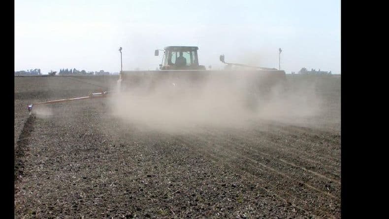 Alerta: acecha otra semana sin agua y resta aún sembrar maíz