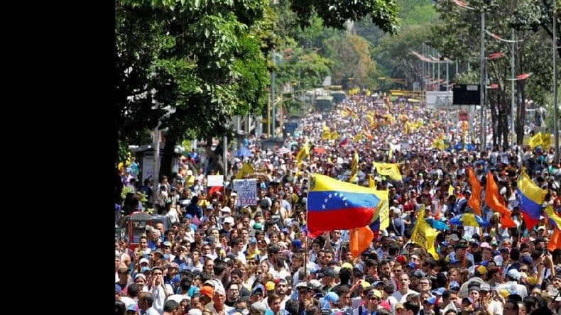 La oposición venezolana rearma su estrategia