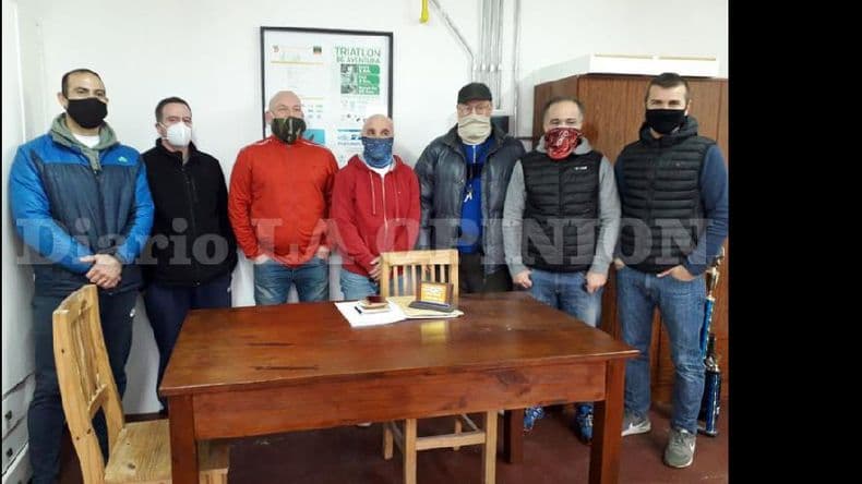 La Asociación Atlética Pergamino también cuenta con una subcomisión de natación