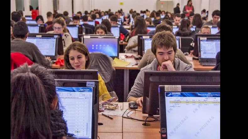 Los primeros resultados de las Paso “se conocerán a partir de las 22”