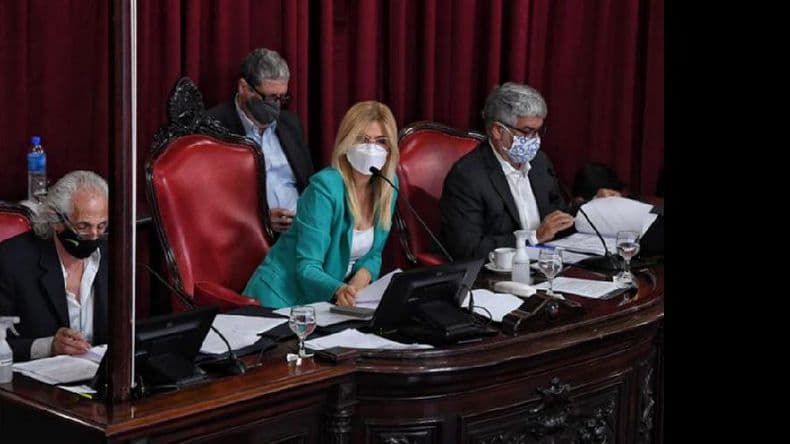 Verónica Magario: “Las etapas de participación electoral deben ser sanitariamente seguras”.
