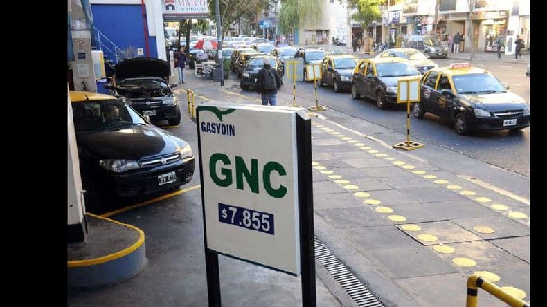 Restringen la venta de GNC y piden que las industrias bajen el consumo de gas