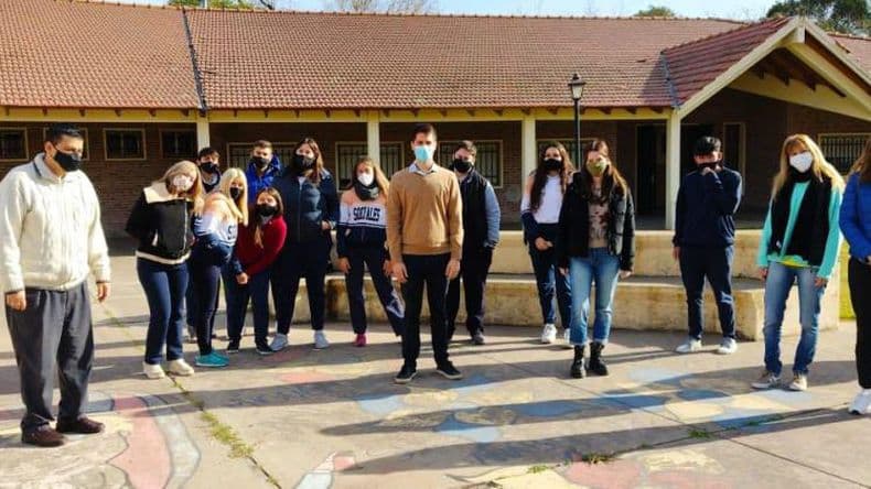 Reinician las charlas "Hablemos en las escuelas"