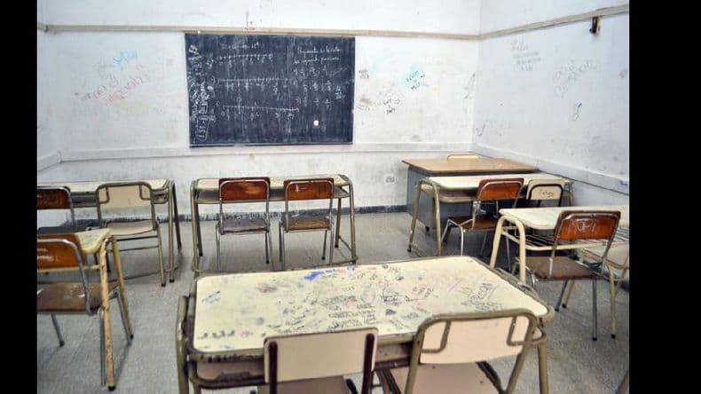 Alberto Sileoni propuso que las clases comiencen el 29 de febrero de 2016