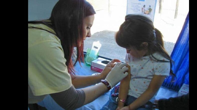Salud instó a que los niños ingresen a primer grado en 2018 estén vacunados