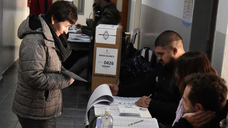 Elecciones: la Justicia Electoral dice que cambió el padrón para "votar más cerca de casa"