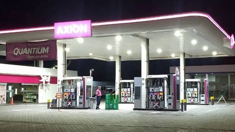 Luego de YPF, ahora Shell y Axion también bajaron el precio de los combustibles: