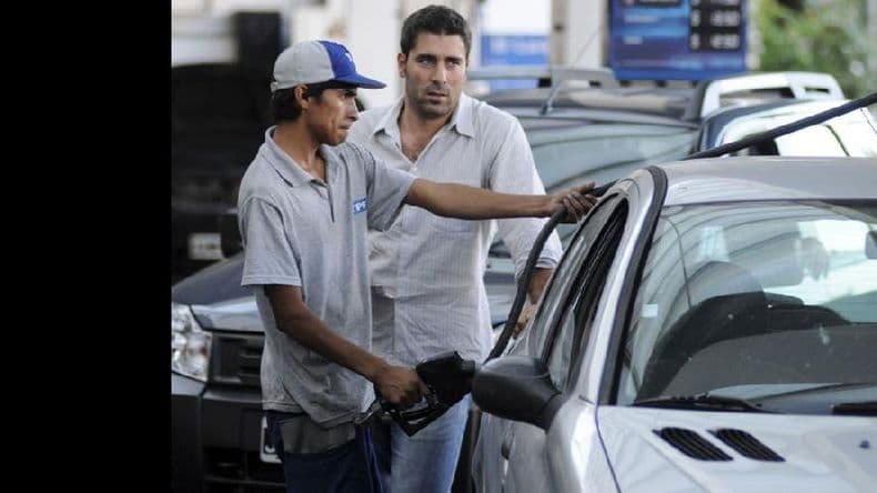 YPF y Shell aumentaron un 6% sus combustibles en todo el país