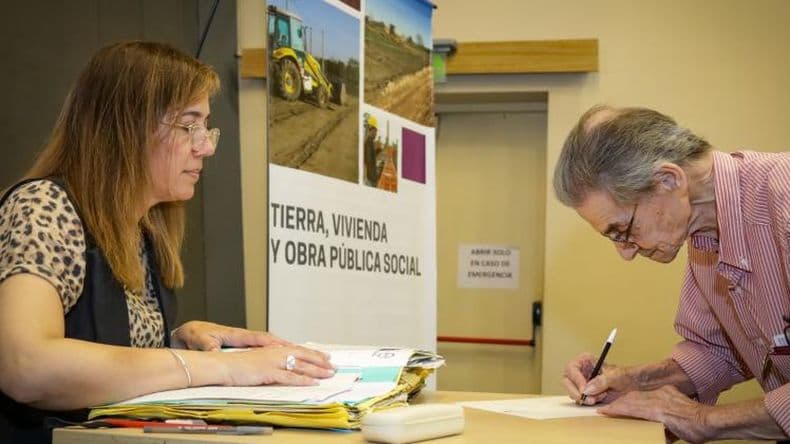 Escrituras en Pergamino: 21 familias pasaron a ser titulares de dominio