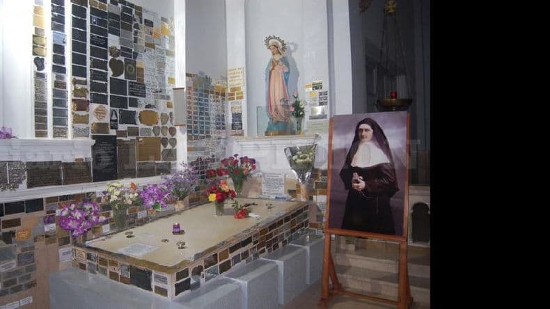 Celebran misas en honor a la Beata Crescencia