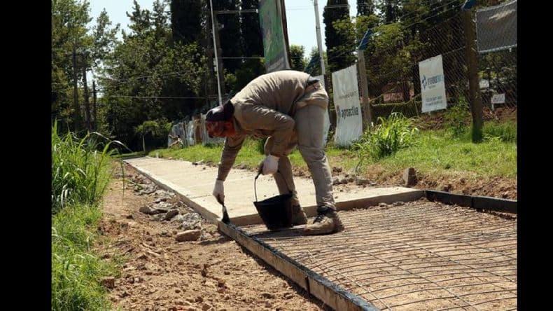 Realizan distintas obras para un nuevo circuito aeróbico en el barrio Parque San Martín