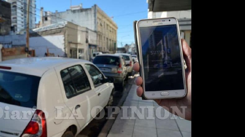 Prueban la aplicación para el estacionamiento medido