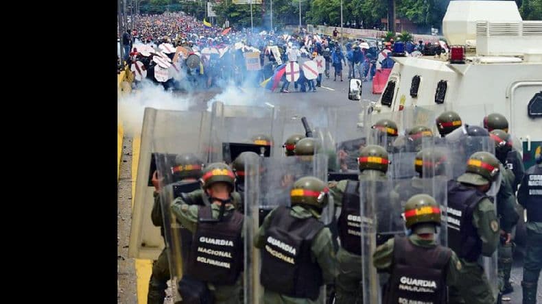 La oposición vuelve a la calle en Venezuela