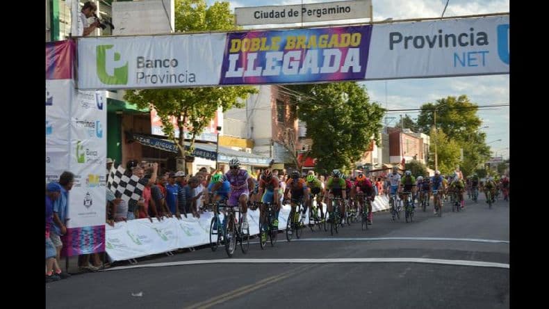 Laureano Rosas ganó la tercera etapa de la Doble Bragado