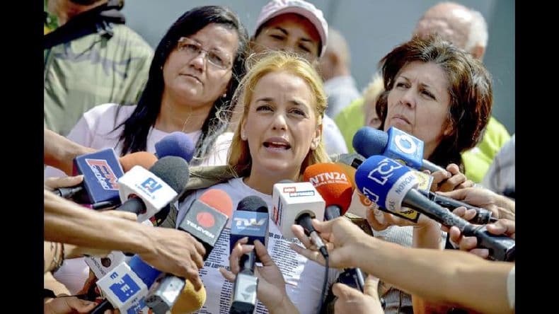 El “comando antigolpe” empieza a hacerse sentir en Venezuela