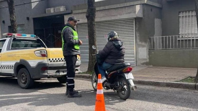 ¿Qué documentación se debe llevar para evitar multas y el secuestro de la moto?