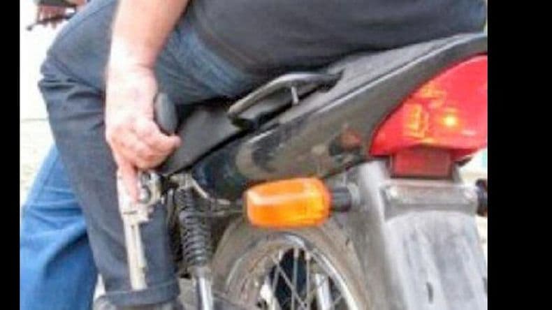 Denunciaron tres asaltos en la vía pública: robaron dos motos y una bicicleta