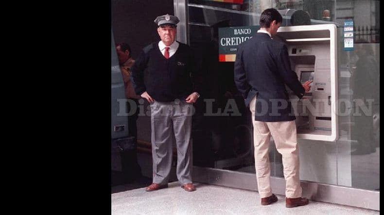 Bancarios ratificaron el paro de 48 horas para este martes y miércoles