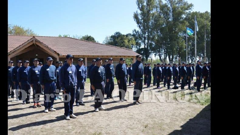 Reentrenarán a unos 2.000 policías locales por no estar aptos y otros 8.000 egresarán antes de fin de año