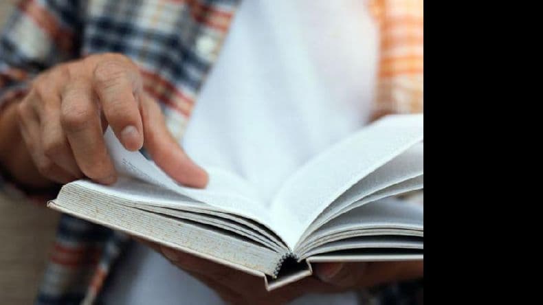 Biblioteca Menéndez: continúa “Cosas que se dicen en la literatura”