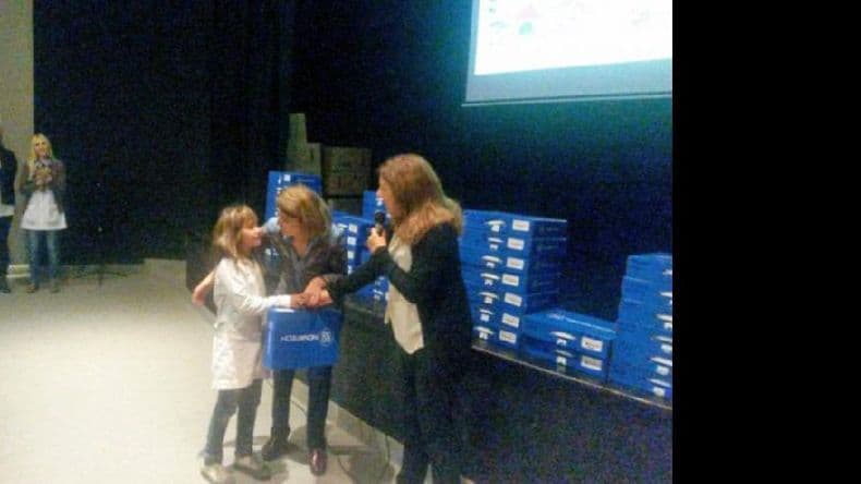 Clickear: entregaron 170 netbooks a alumnos de escuelas primarias locales