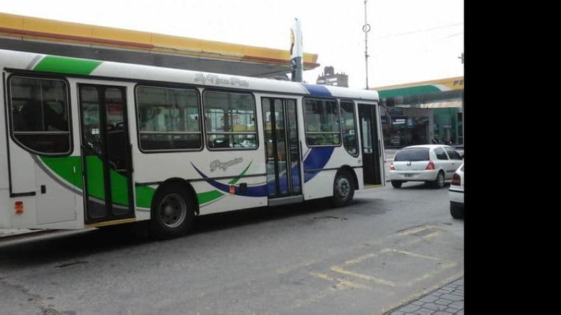 El Gobierno aseguró pagar los subsidios adeudados y la UTA levantó el paro