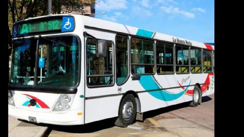 Paro de colectivos: reunión en el Concejo Deliberante con autoridades de La Nueva Perla