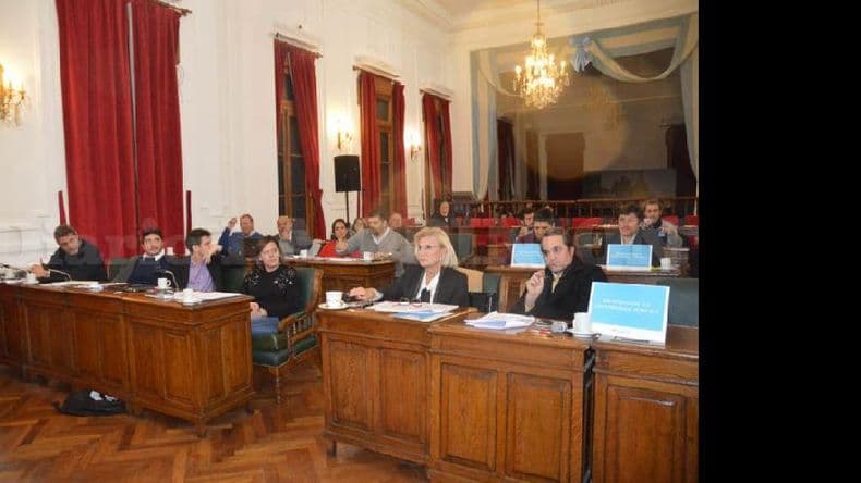 Duros cruces en el Concejo por las más diversas temáticas