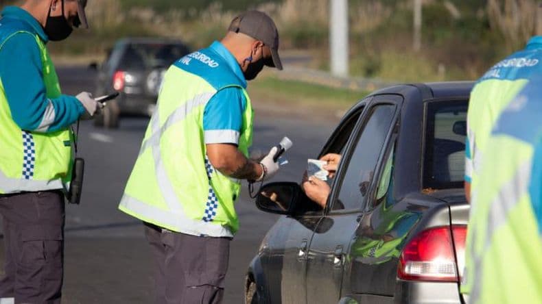 Vacaciones en auto: ¿qué piden en operativos viales?