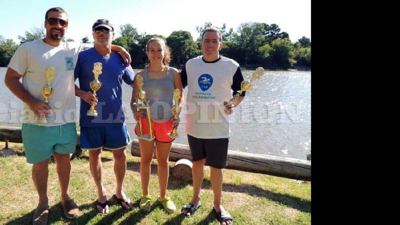 Pergaminenses compitieron en aguas abiertas de Gualeguaychú