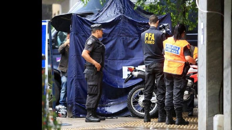 Balearon a un motochorro durante un intento de robo