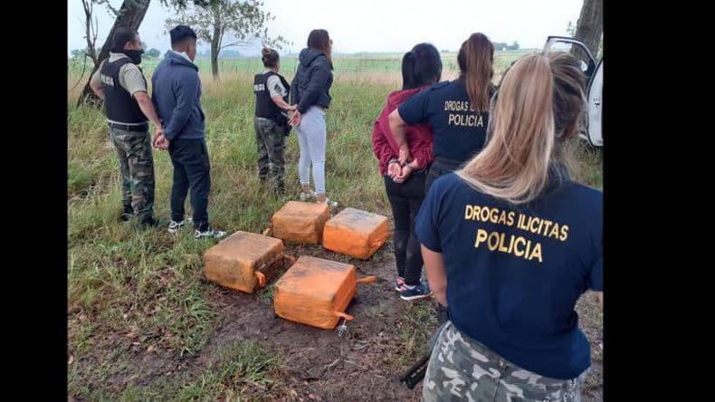 Multimillonario golpe al narcotráfico: la avioneta con cocaína viajó desde Bolivia
