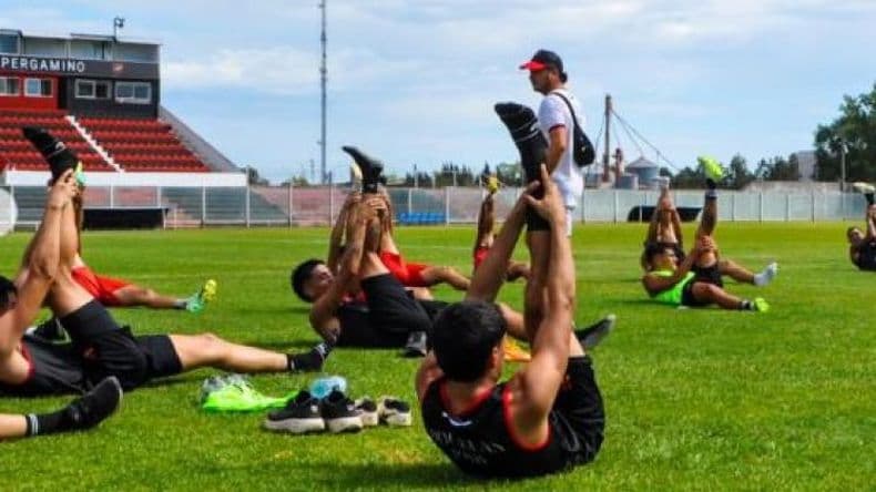 Douglas continúa con la pretemporada: comenzará con doble turno