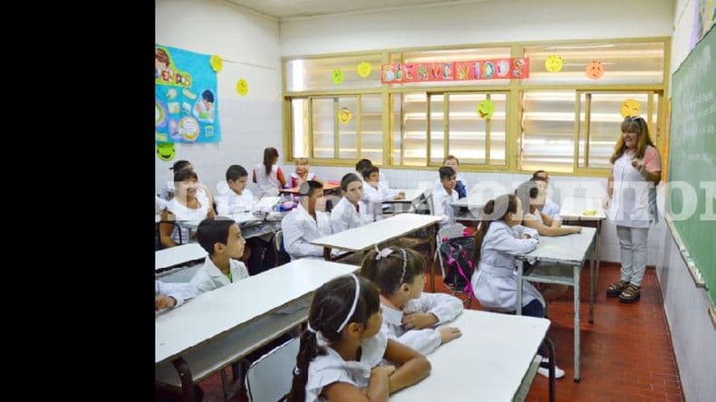 Los docentes, sin sorpresa por la convocatoria, piden tratar temas extrasalariales