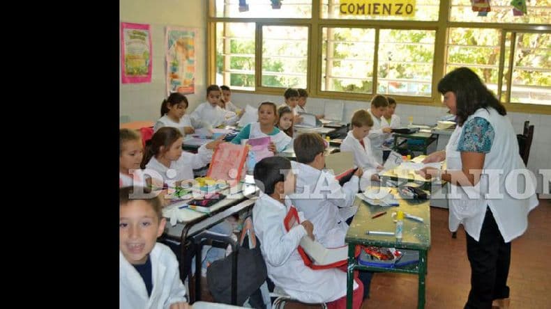 Convocarán a docentes para iniciar las paritarias