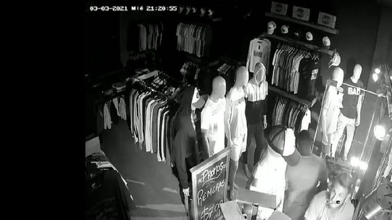 Robaron en un comercio en pleno centro y dos días después fueron aprehendidos
