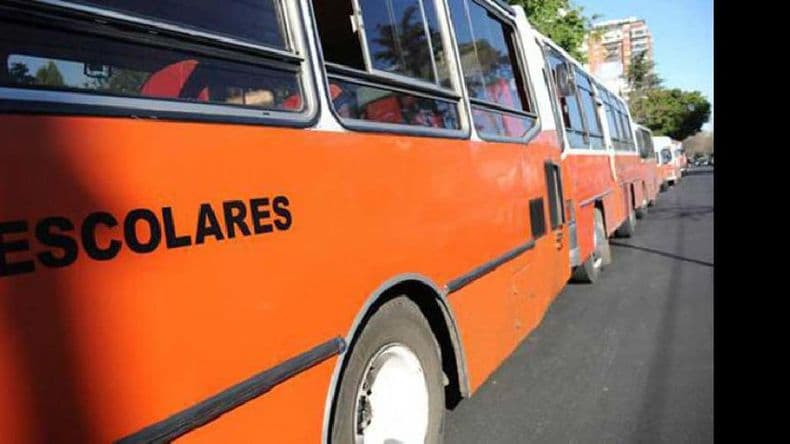 Transportistas escolares marcharán este jueves