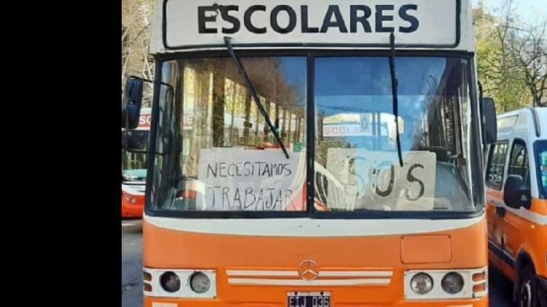 Transportistas escolares convocan a una marcha