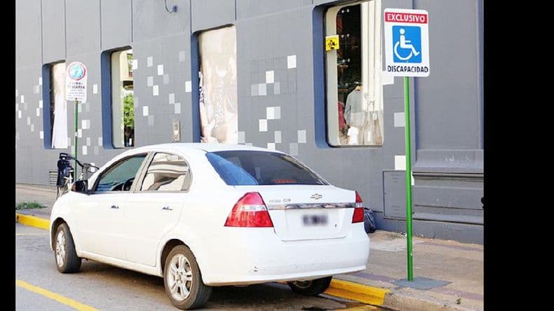 Fue presentado el primer estacionamiento gratuito exclusivo para discapacitados