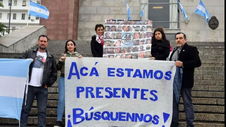 Para el padre de un tripulante, la búsqueda del San Juan es muy pasiva