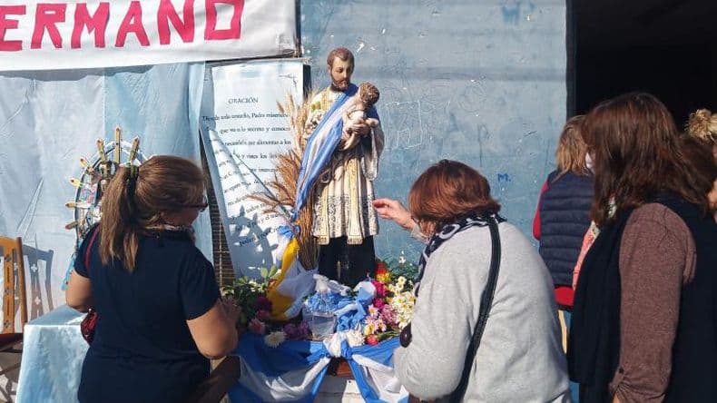 En un contexto de crisis amplia demostración de fe a San Cayetano