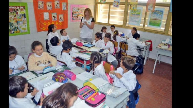 El segundo día de paro en las escuelas alcanzó un 98% de acatamiento