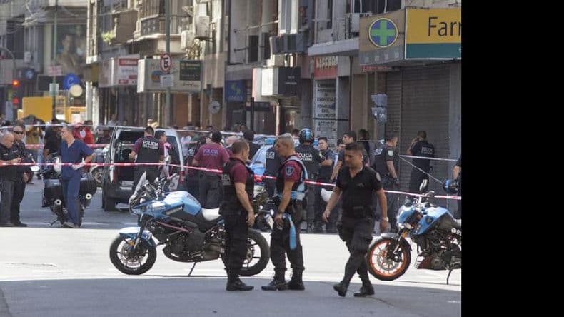 Tiroteo en pleno centro porteño con tres heridos