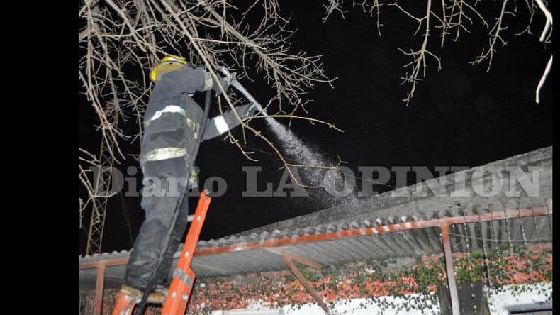 Aumentan los incendios estructurales y de pastizales con las bajas temperaturas